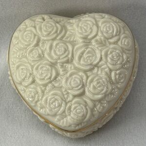 Lenox Heart Shaped Rosebud Collection Embossed Porcelain Gold Trim Jewelry Box